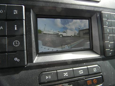 Used 2022 Ford F350 XL w/ Power Equipment Group RWD image 22