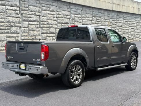 Used 2017 Nissan Frontier SL AWD/4WD image 7
