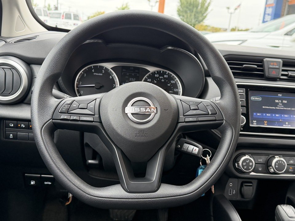 Used 2025 Nissan Versa S w/ Electronics Package FWD image 11