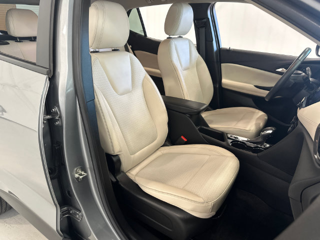 Used 2023 Buick Encore GX Preferred w/ Cold Weather Comfort Package FWD image 30