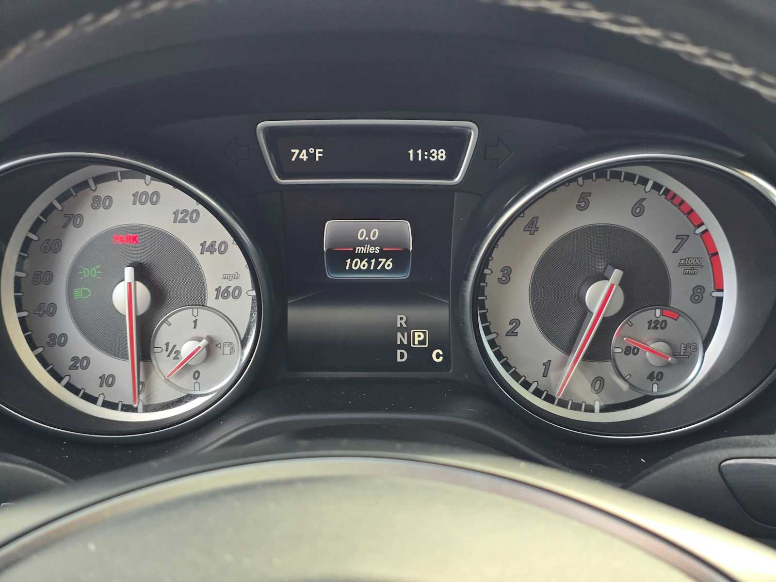 Used 2016 Mercedes-Benz GLA 250 4MATIC image 25