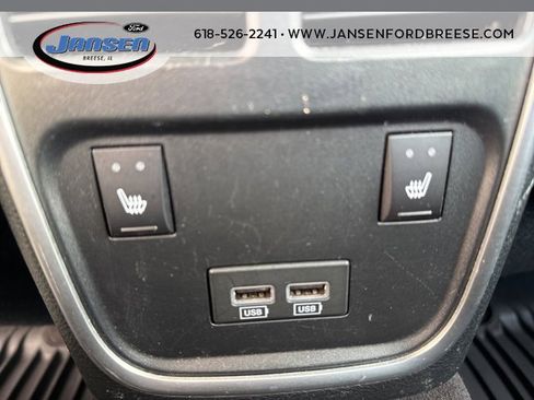 Used 2017 Dodge Charger R/T w/ Premium Group image 25