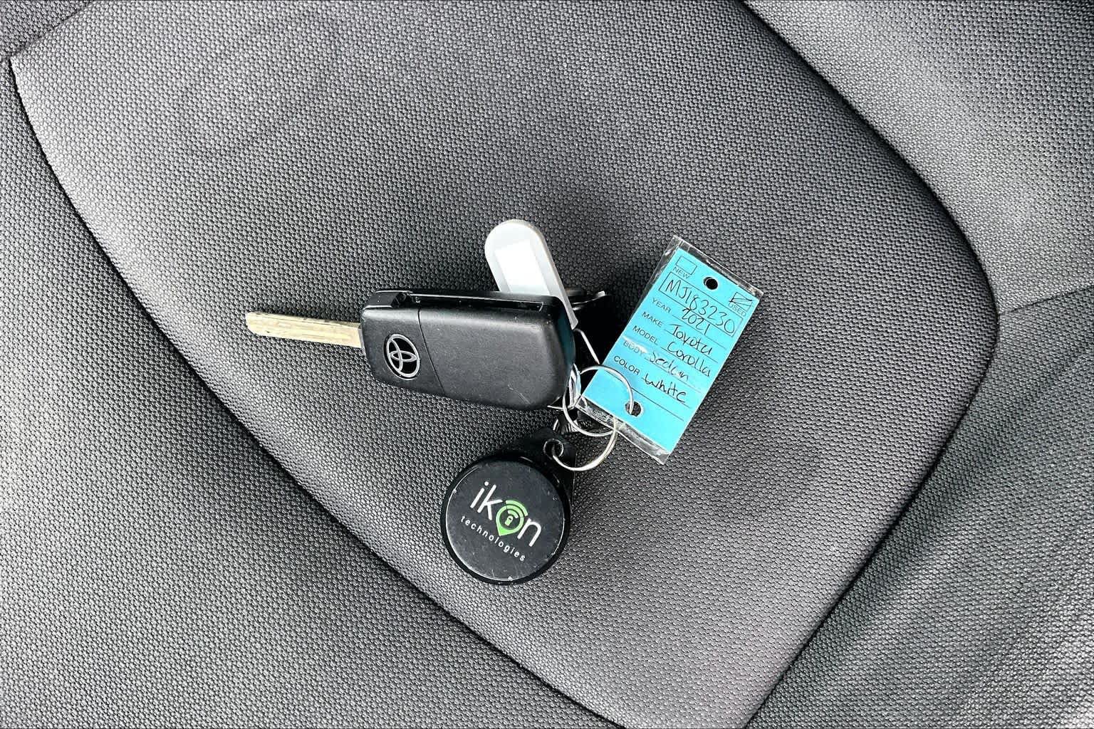 Certified 2021 Toyota Corolla LE FWD image 15