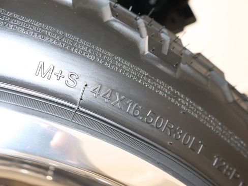 Used 2024 Ford F350 Limited w/ FX4 Off-Road Package image 33