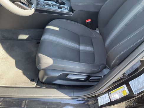 Used 2023 Honda Civic LX image 3