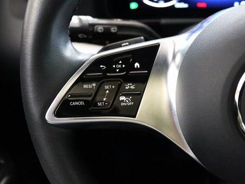 Certified 2025 Mercedes-Benz GLA 250 4MATIC image 3