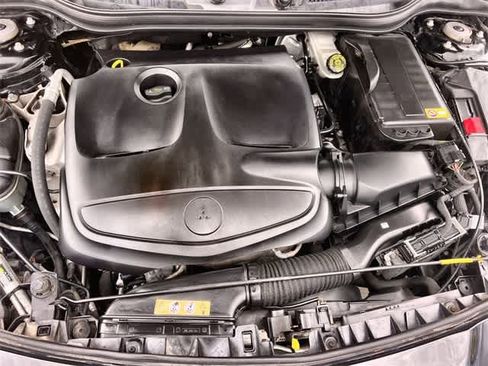 Used 2014 Mercedes-Benz CLA 250 4MATIC image 9