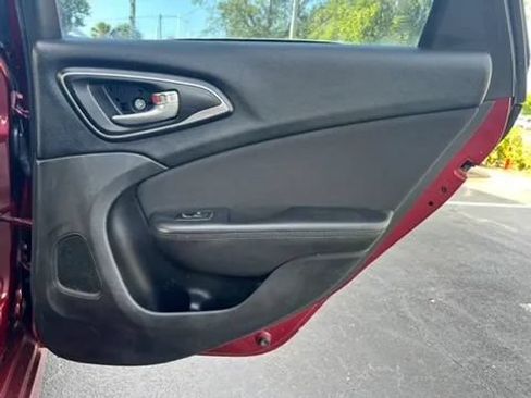 Used 2015 Chrysler 200 Limited w/ Convenience Group FWD image 19