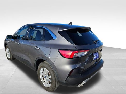 Used 2021 Ford Escape SE w/ Cold Weather Package image 9