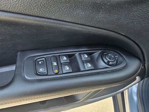 Used 2019 Jeep Compass Limited w/ Advanced Safety Group image 13