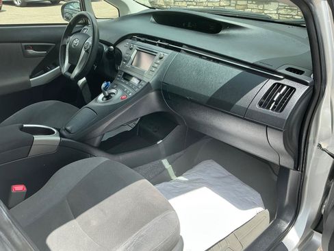 Used 2013 Toyota Prius Three FWD image 9