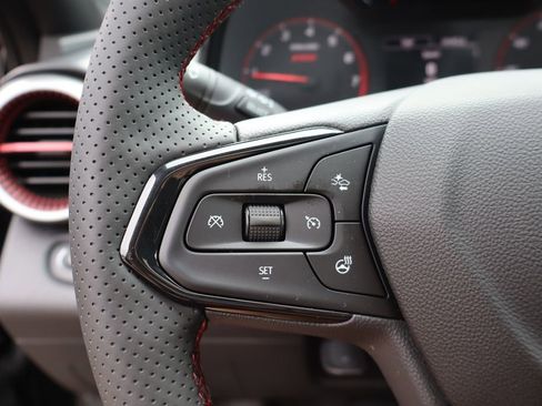 New 2026 Chevrolet Trax RS w/ Sunroof Package FWD image 15