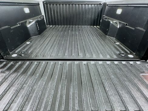 Used 2025 Toyota Tacoma TRD Off-Road image 27