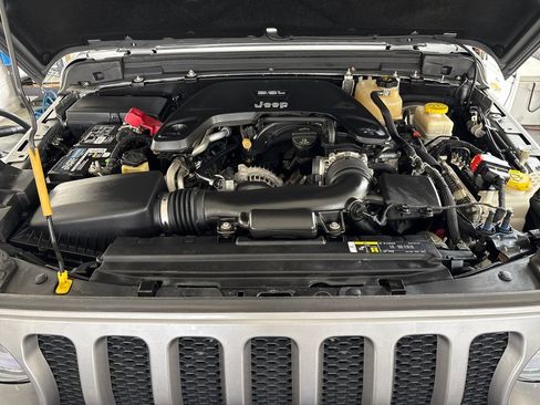 Used 2018 Jeep Wrangler Unlimited Sport S AWD/4WD image 28