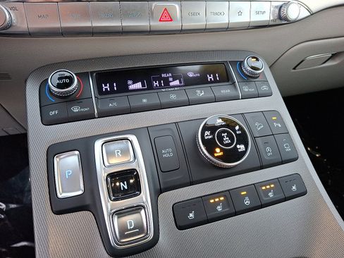 Certified 2022 Hyundai Palisade Calligraphy w/ Cargo Package image 23