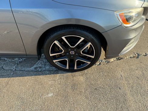 Used 2018 Volvo S60 T5 Dynamic image 50