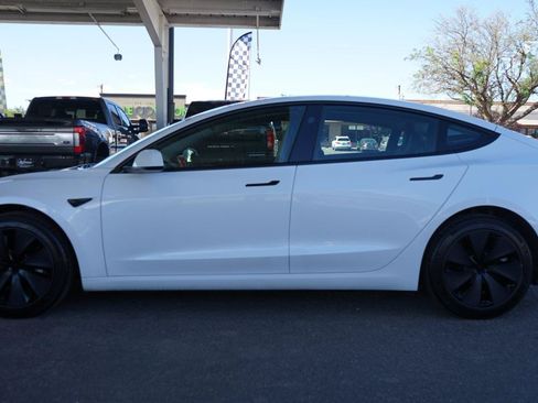 Used 2025 Tesla Model 3 RWD image 6