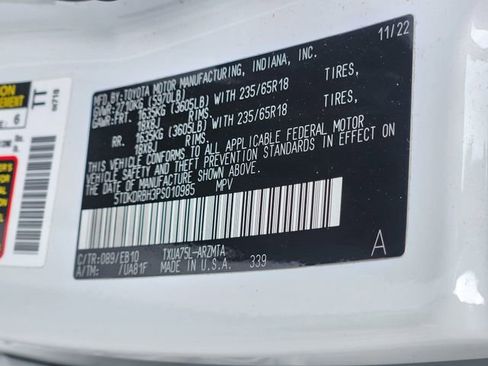 Used 2023 Toyota Highlander XLE AWD/4WD image 35