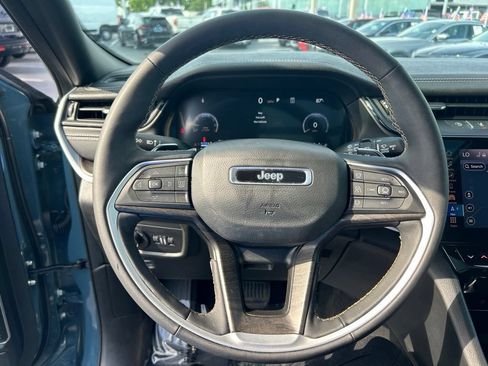 Used 2026 Jeep Grand Cherokee L Limited w/ Limited Altitude Package RWD image 17