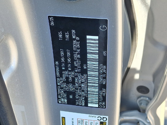 Used 2025 Toyota 4Runner SR5 AWD/4WD image 27