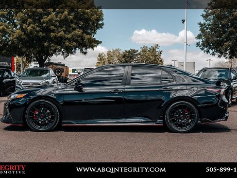 Used 2022 Toyota Camry TRD FWD image 4