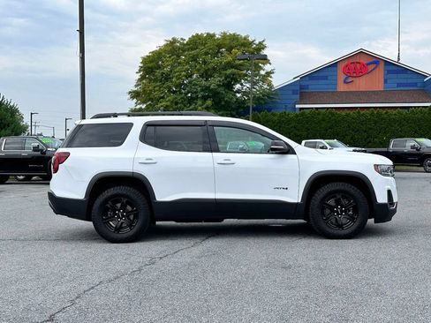 Certified 2021 GMC Acadia AT4 w/ Technology Package AWD/4WD image 3