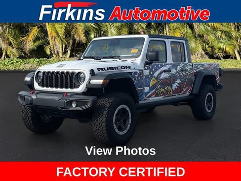 Used 2026 Jeep Gladiator Rubicon w/ Steel Power Dome Hood Package AWD/4WD image 1