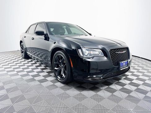 Used 2021 Chrysler 300 S image 7