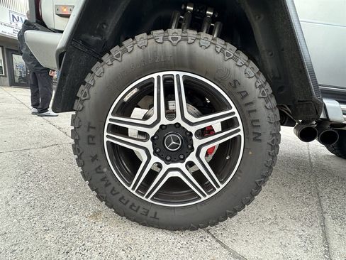 Used 2017 Mercedes-Benz G 550 Squared image 34