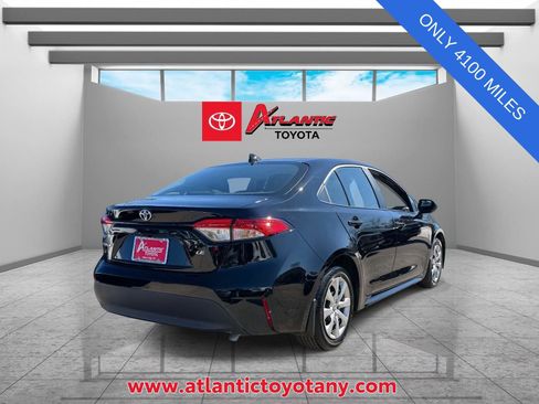 Used 2025 Toyota Corolla LE image 5