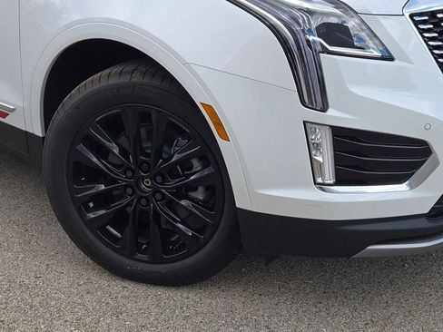 New 2025 Cadillac XT5 Premium Luxury w/ LPO, Red Accent Package AWD/4WD image 3