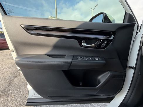 Used 2026 Honda CR-V EX-L image 17
