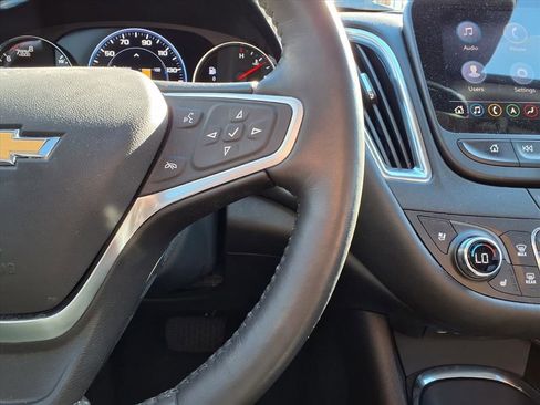 Used 2022 Chevrolet Malibu Premier image 15