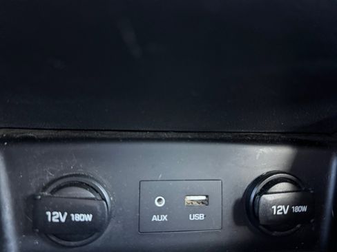 Used 2018 Hyundai Ioniq SEL image 31