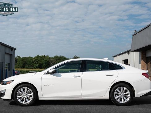 Used 2022 Chevrolet Malibu LT image 4
