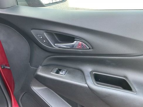 Used 2021 Chevrolet Equinox LT image 15