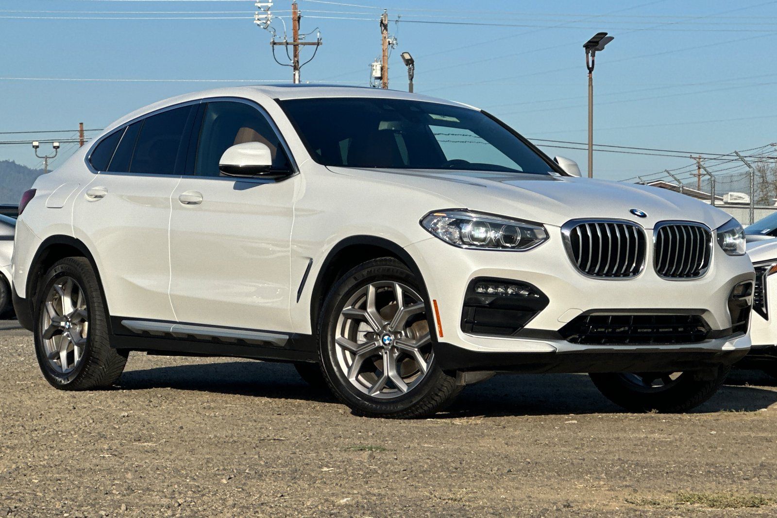 Used 2020 BMW X4 xDrive30i w/ Convenience Package AWD/4WD image 2