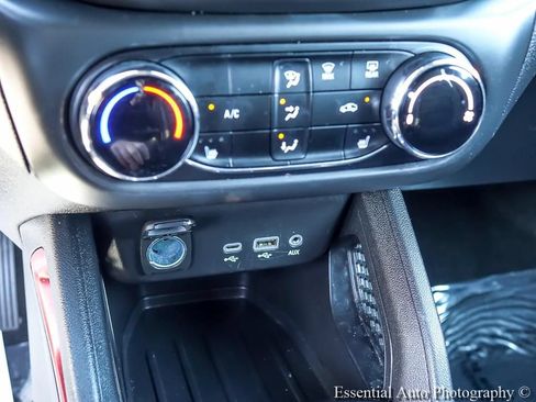 Certified 2022 Chevrolet TrailBlazer RS AWD/4WD image 14
