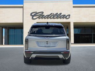 New 2026 Cadillac Vistiq Luxury video 4