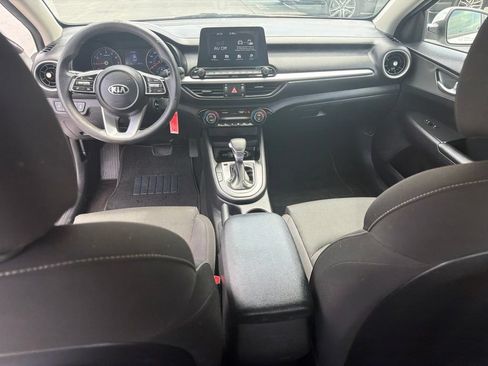 Used 2019 Kia Forte LXS FWD image 10