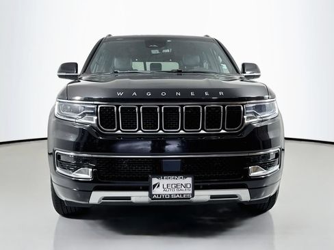 Used 2024 Jeep Wagoneer L Series II RWD image 2