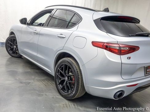 Used 2020 Alfa Romeo Stelvio Ti Sport w/ Quick Order Package 22S Sport AWD/4WD image 10