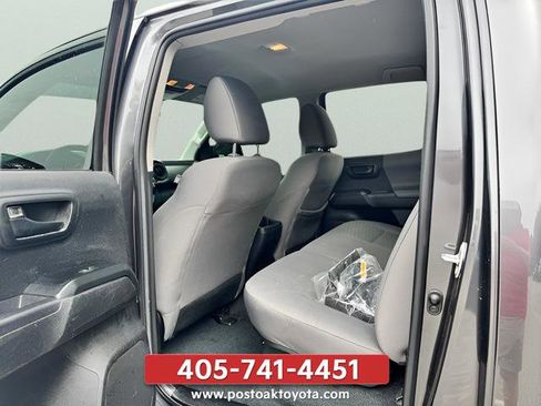 Used 2023 Toyota Tacoma SR AWD/4WD image 19