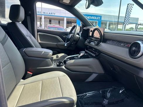 Used 2025 Chevrolet Colorado ZR2 AWD/4WD image 33