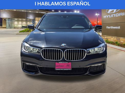 Used 2019 BMW 740i w/ M Sport Package RWD image 5