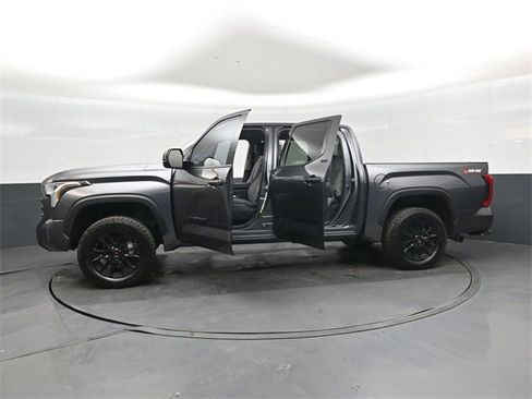 Used 2022 Toyota Tundra SR5 image 48