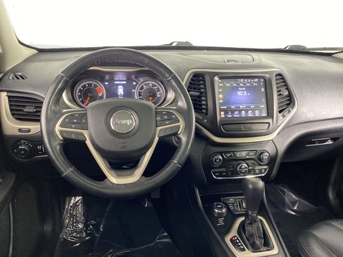 Used 2016 Jeep Cherokee Limited image 42