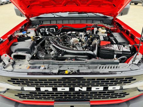 Used 2022 Ford Bronco Wildtrak AWD/4WD image 42