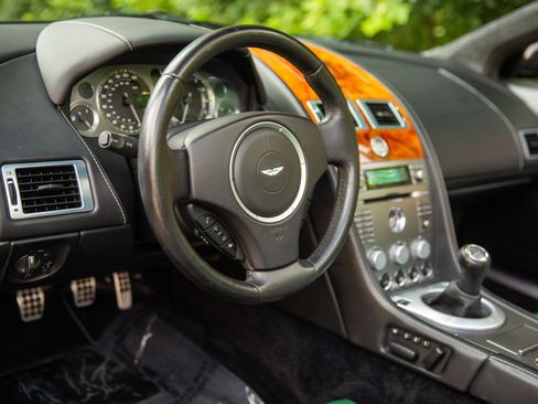 Used 2007 Aston Martin DB9 Volante RWD image 33