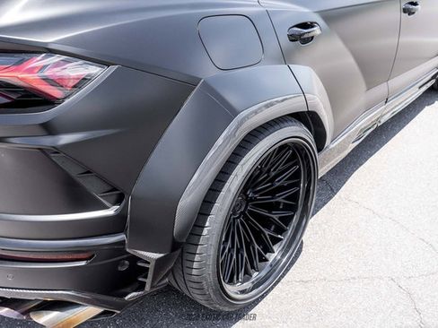 Used 2021 Lamborghini Urus AWD/4WD image 57